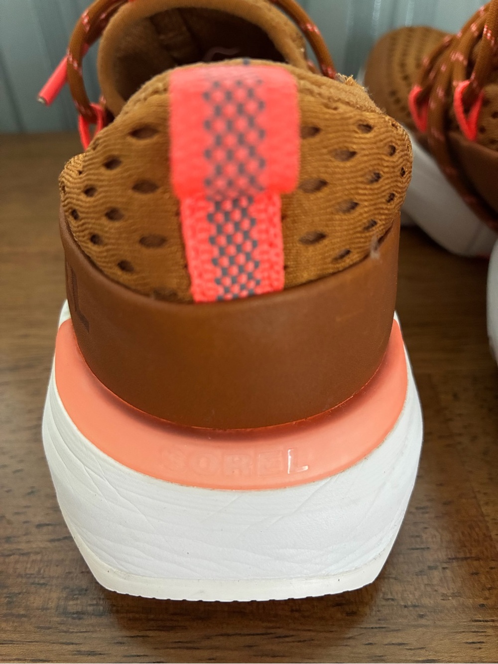 Sorel Kinetic Impact Slip on Coyote Brown Sneakers with Pink Accents - Picture 3 of 8